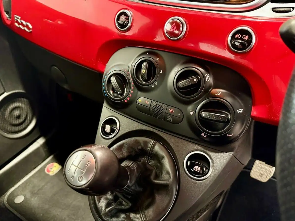 2018-abarth-595-14-tjet-big-15