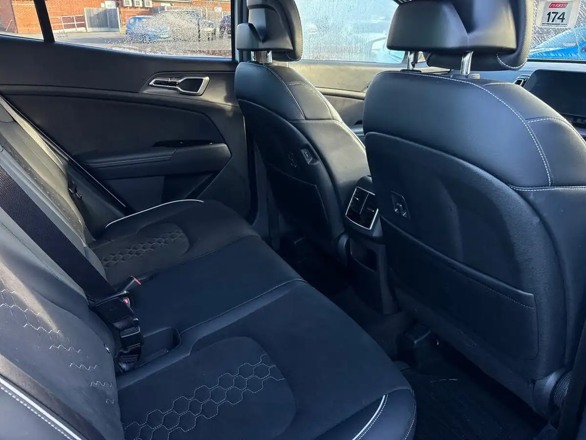 2023-kia-sportage-16-t-gdi-gt-line-148bhp-big-33