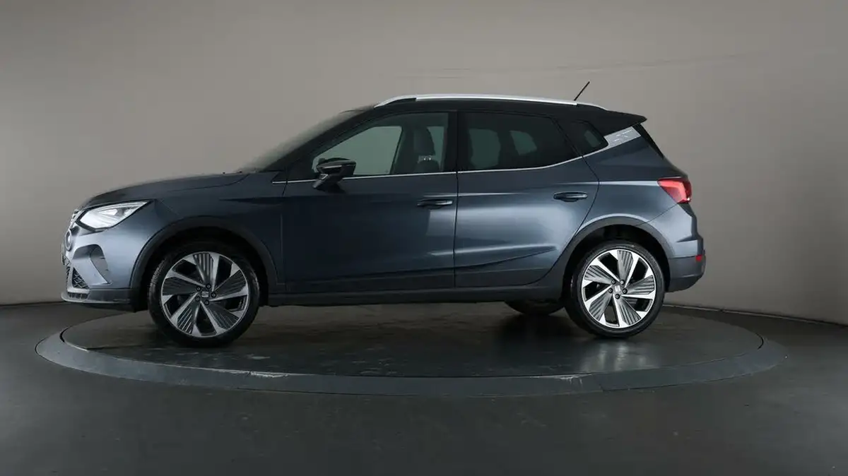 2022-seat-arona-10-tsi-fr-sport-big-32