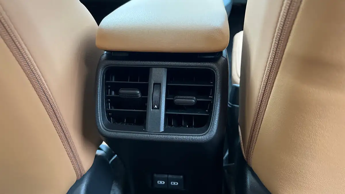 2023-lexus-ux-250h-20-f-sport-design-big-47