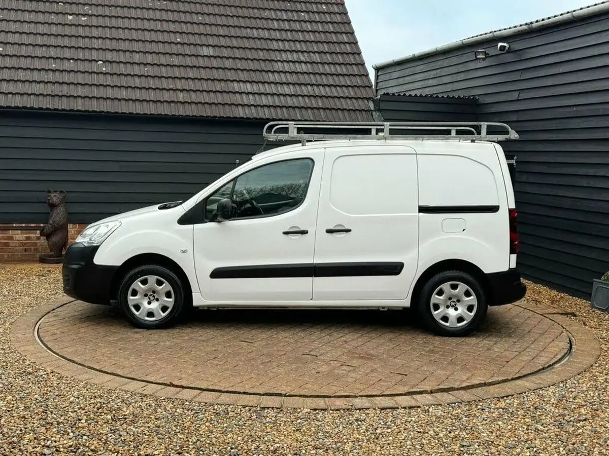 2018-peugeot-partner-16bluehdi-professional-l1-100pseu6-854-big-5