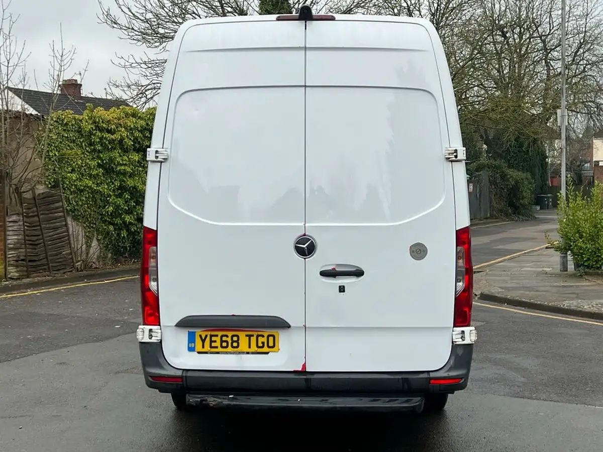 2018-mercedes-benz-sprinter-21cdi-311-l2h1-panel-van-rwd-eco-gear-360-big-3