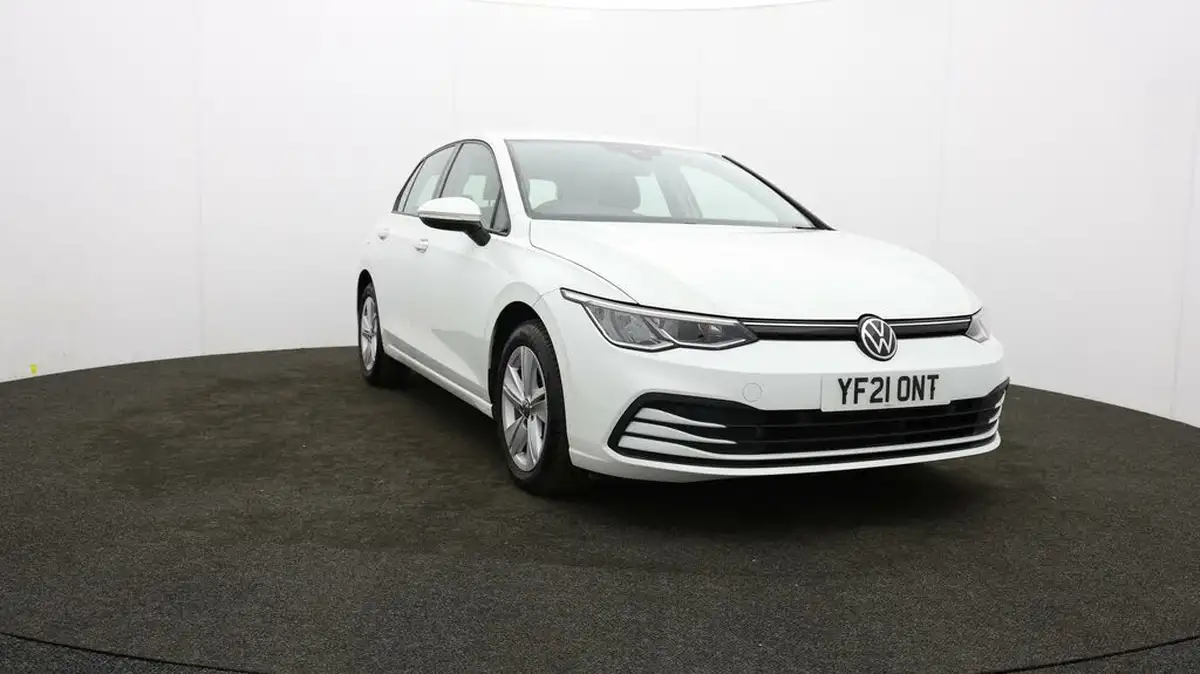 2021-volkswagen-golf-15-tsi-life-150ps-hatchback-big-41