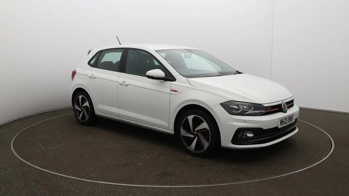 2021-volkswagen-polo-20-tsi-gti-big-36