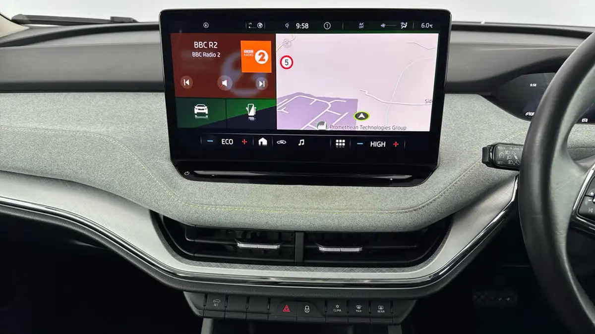 2021-skoda-enyaq-e-60-62-kwh-big-11