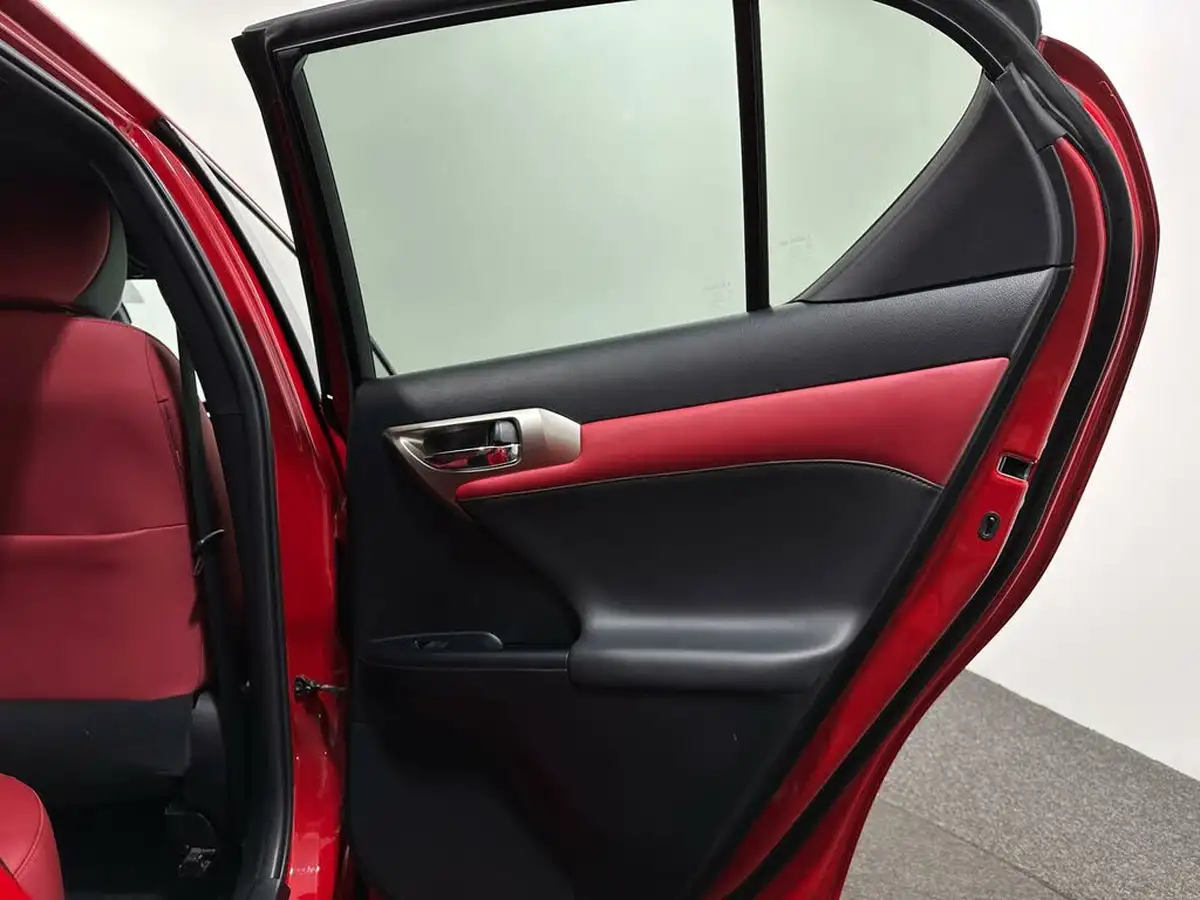 2020-lexus-ct-200h-18-f-sport-big-44