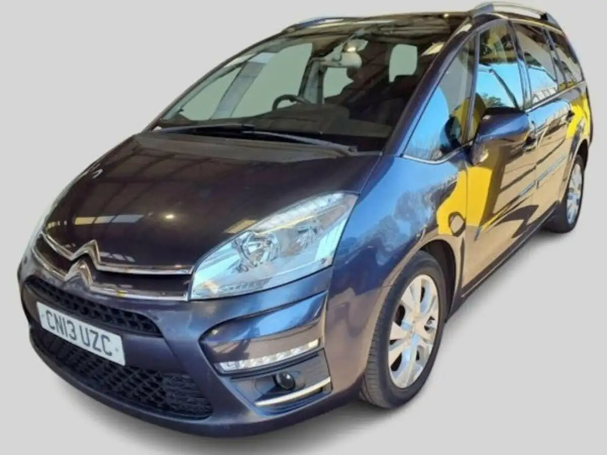 2013-citroen-grand-c4-picasso-16hdi-platinum-big-2