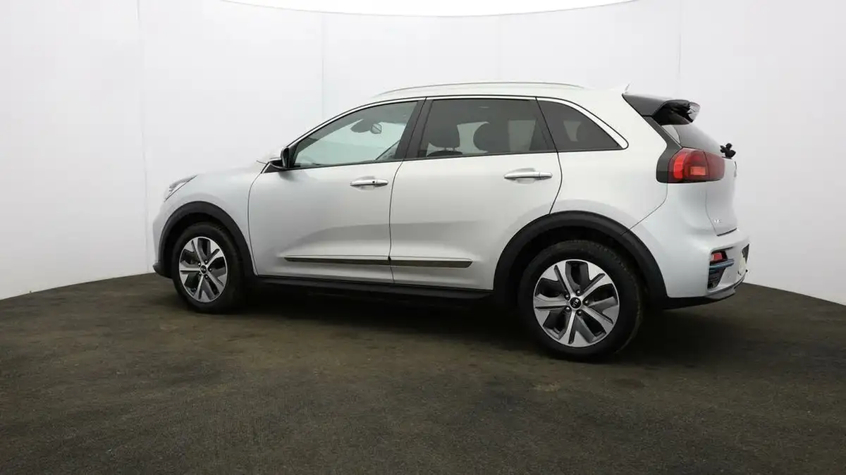 2021-kia-e-niro-ev-4-big-65