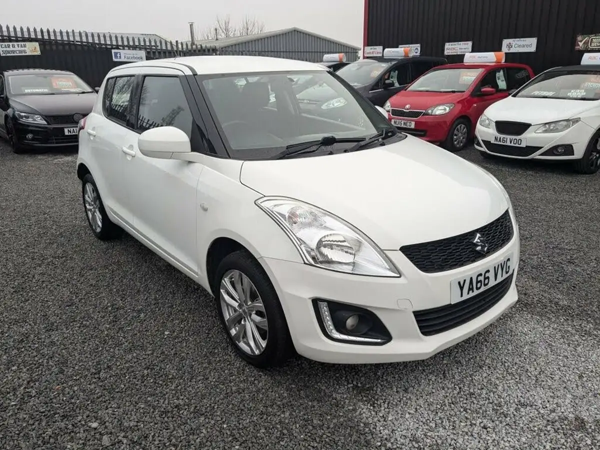 2017-suzuki-swift-12-sz3-4x4-5d-big-1