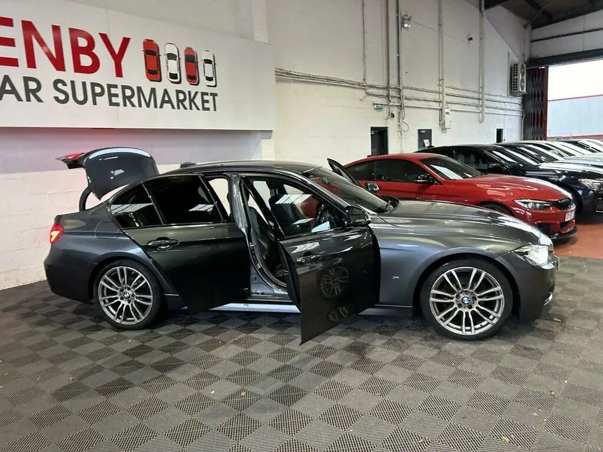 2017-bmw-3-series-20-330e-m-sport-big-11