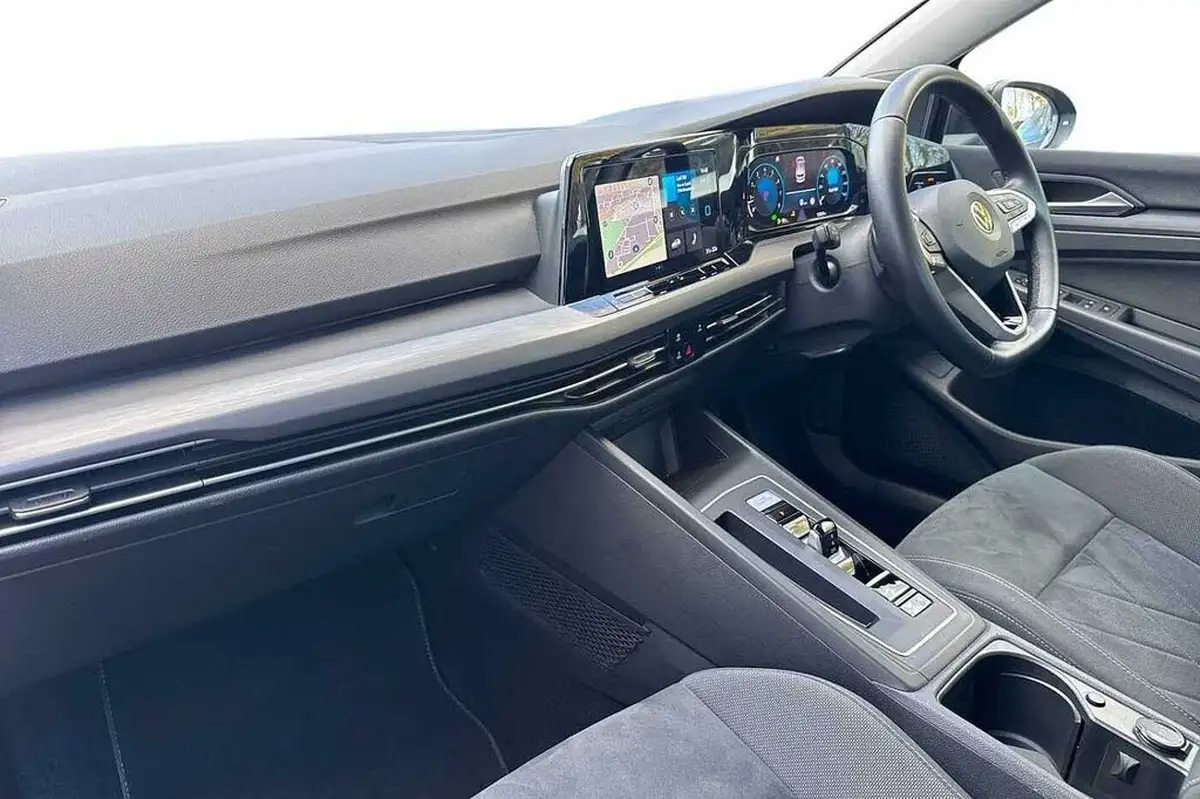 2022-volkswagen-golf-15-etsi-style-130ps-hatchback-big-1