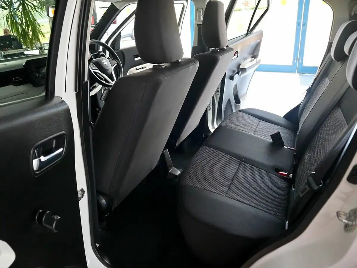 2018-suzuki-ignis-12-dualjet-sz3-big-18