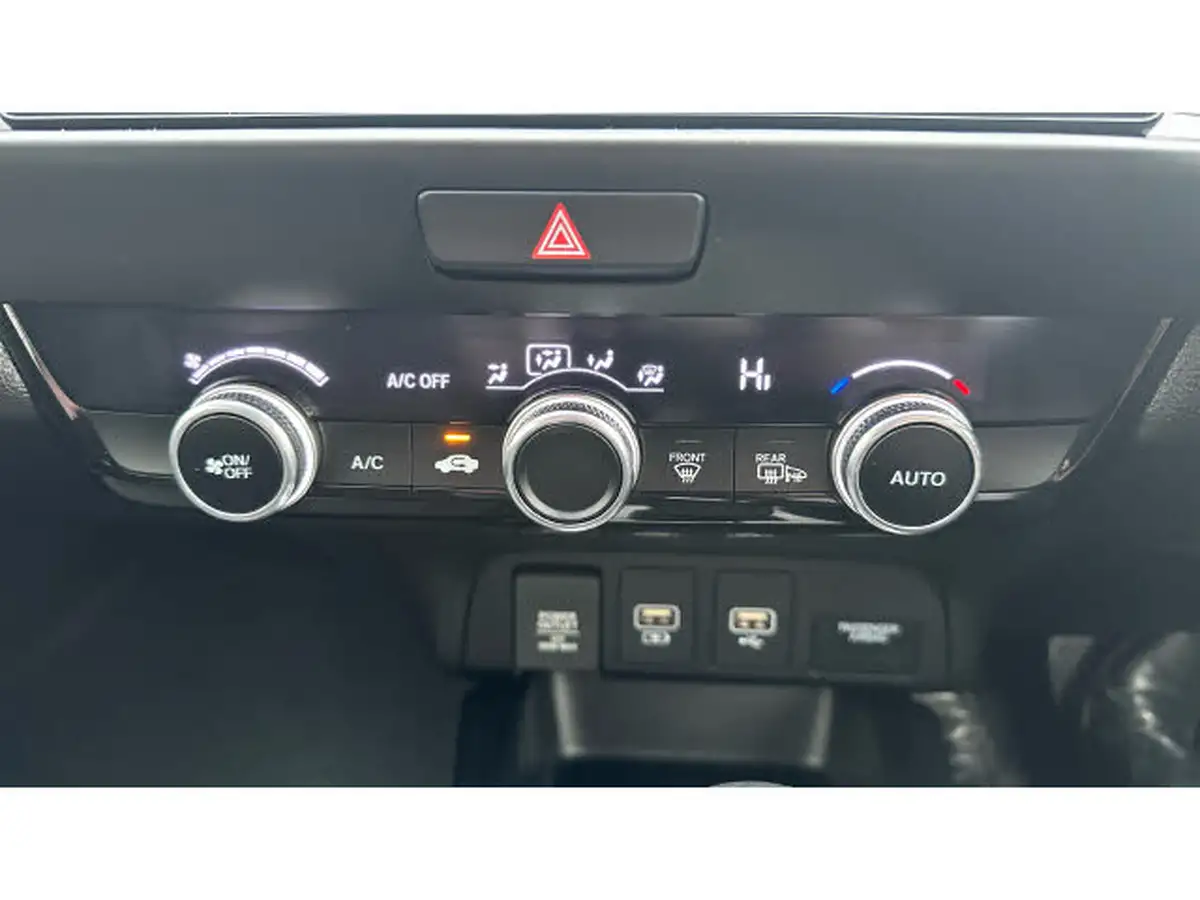 2021-honda-jazz-15-i-mmd-sr-109ps-big-27