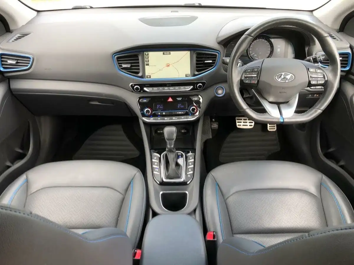2019-hyundai-ioniq-16-gdi-premium-se-plug-in-hybrid-big-9