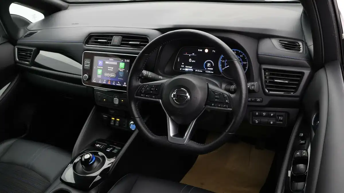 2022-nissan-leaf-e-n-connecta-big-8