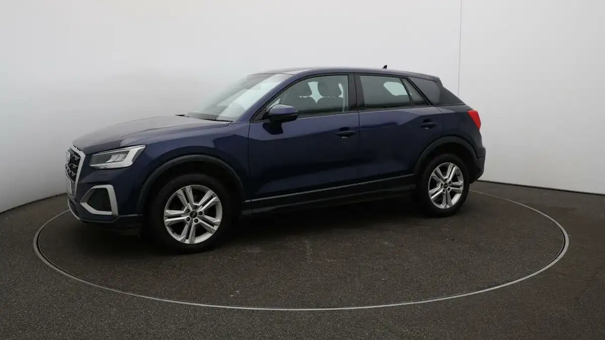 2022-audi-q2-10-30-tfsi-sport-big-59