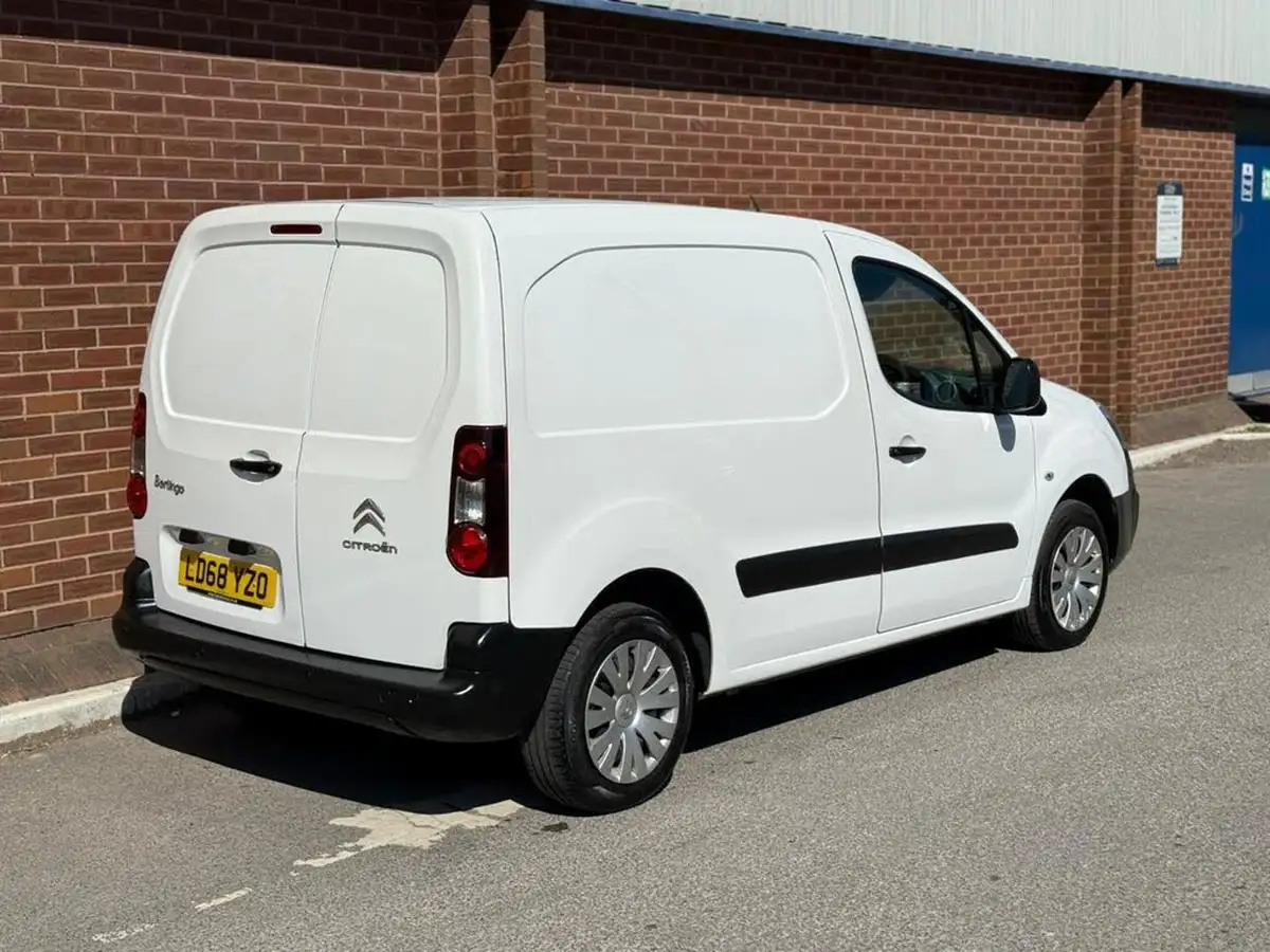 2018-citroen-berlingo-16td-l1-850-enterprise-special-edition-panel-big-5