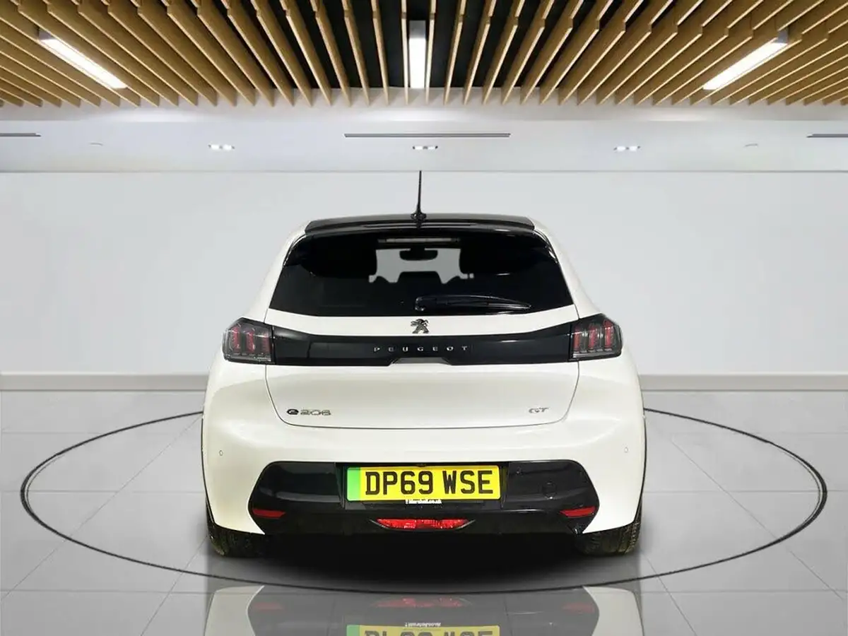 2020-peugeot-208-e-gt-big-5