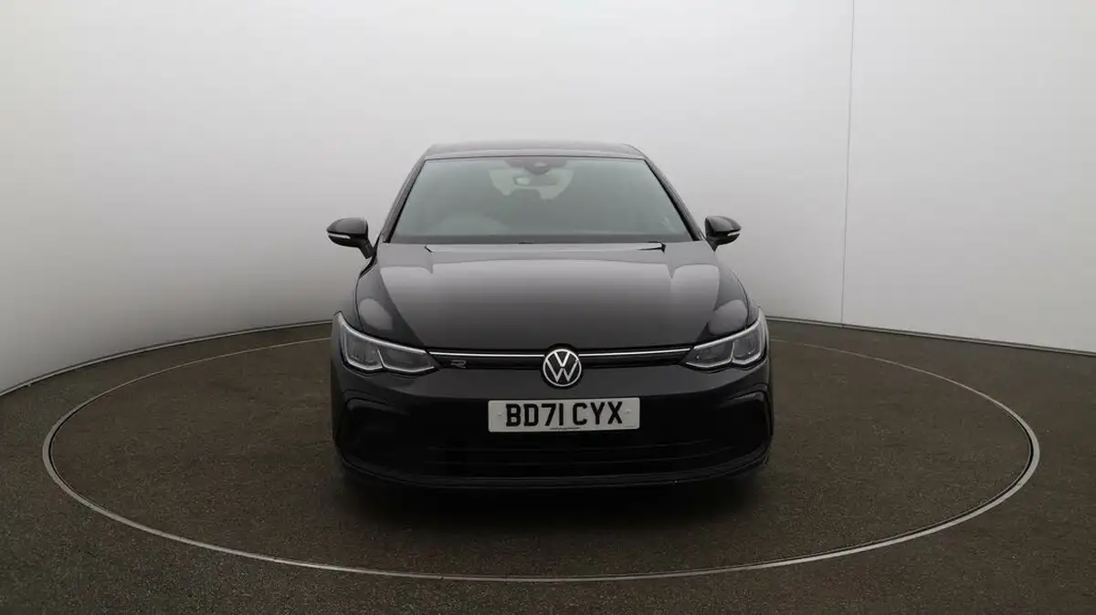 2021-volkswagen-golf-big-34