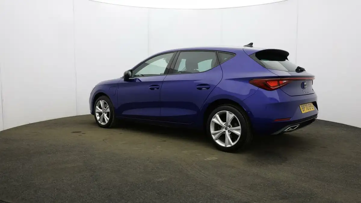 2020-seat-leon-14-e-hybrid-fr-hatchback-big-55