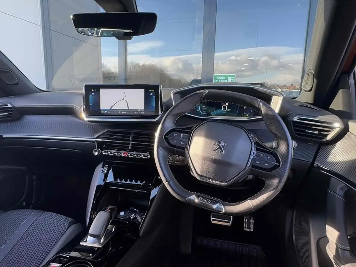 2020-peugeot-2008-suv-e-gt-big-34