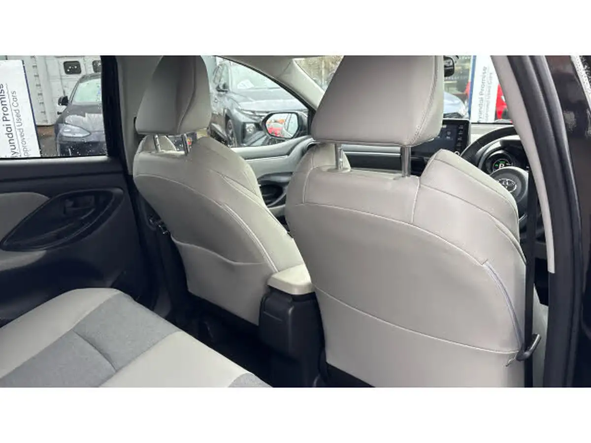 2022-toyota-yaris-15-vvt-i-excel-big-62