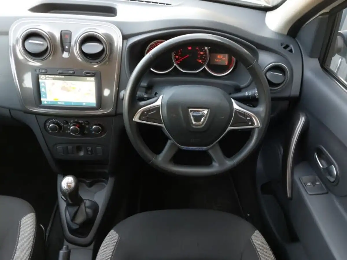 2021-dacia-sandero-stepway-09-tce-comfort-big-6