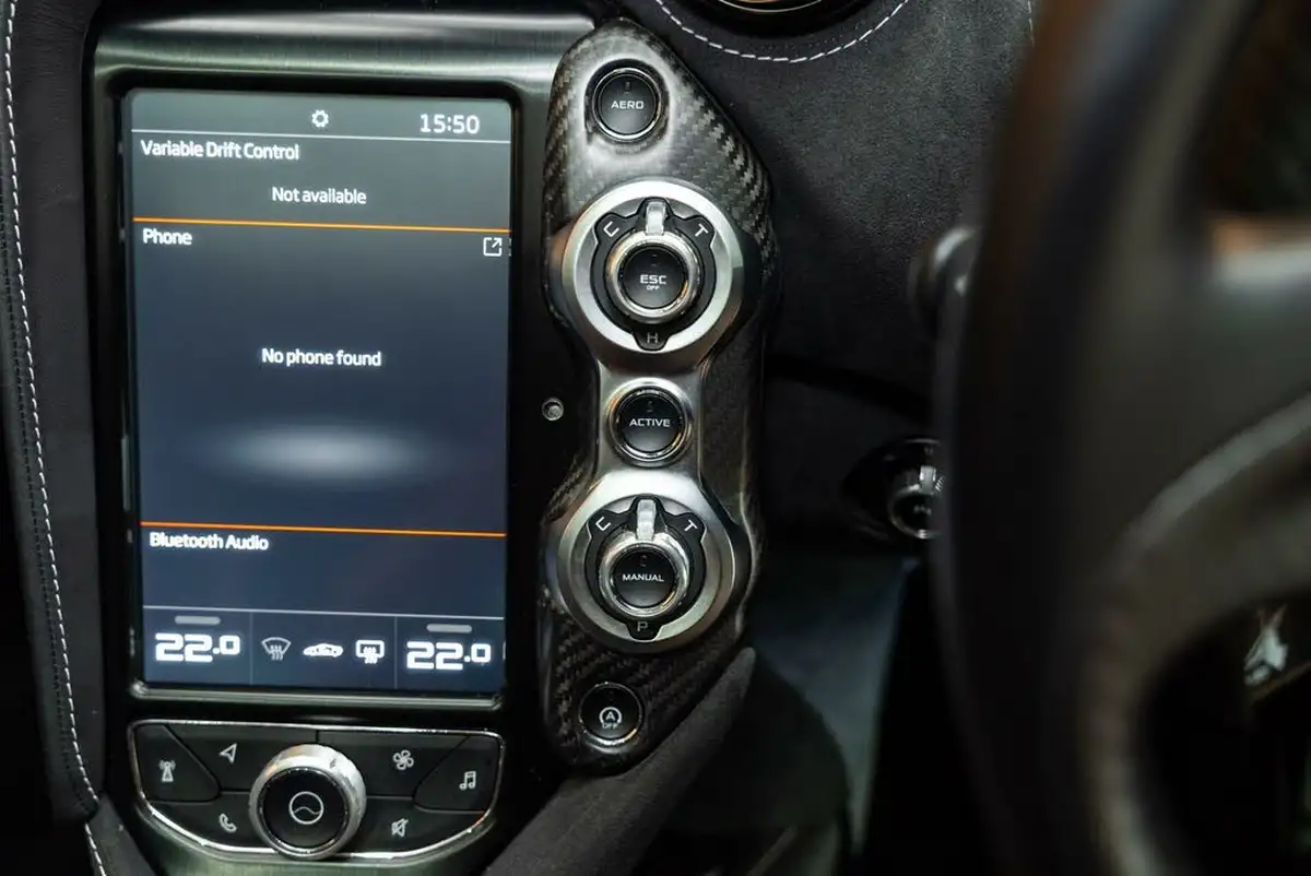 2022-mclaren-720s-40-coupe-big-17
