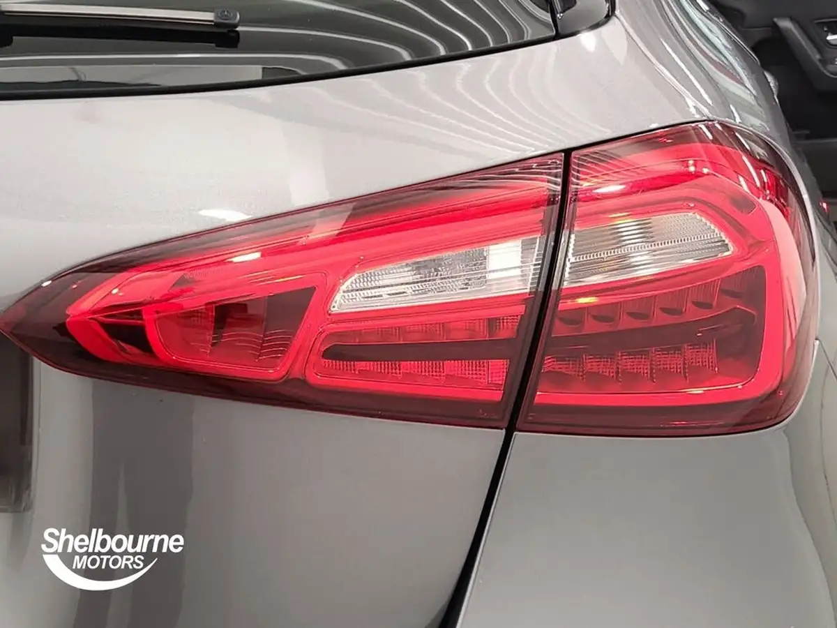 2022-mercedes-benz-a-class-20d-a180d-se-big-22