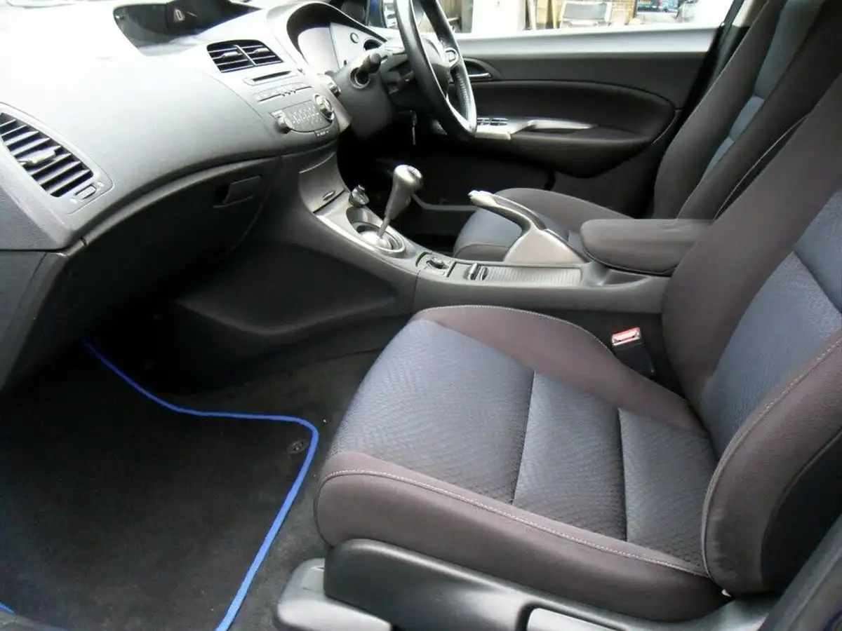 2009-honda-civic-22td-se-22i-ctdi-big-38