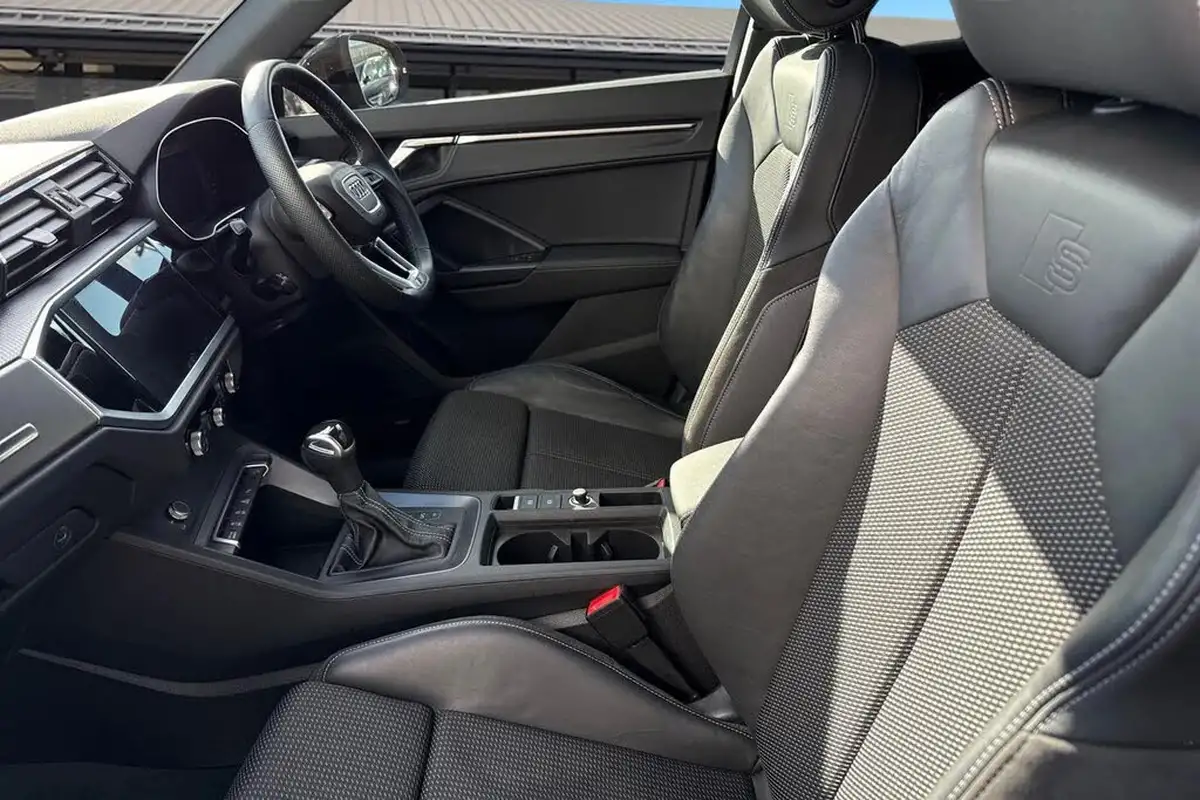 2022-audi-q3-15-35-tfsi-s-line-cod-station-wagon-tronic-big-15