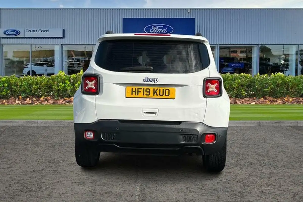 2019-jeep-renegade-10-gse-longitude-big-6