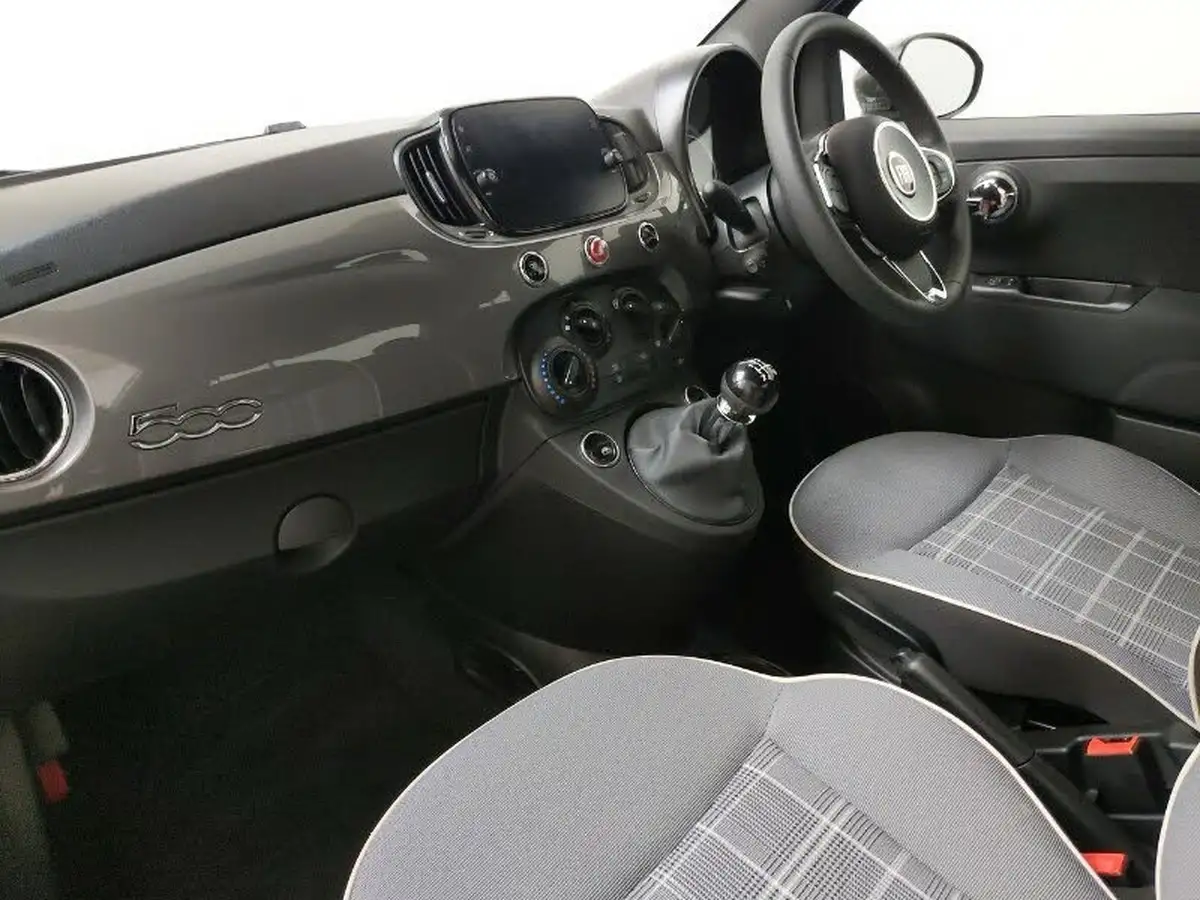 2020-fiat-500-12-lounge-big-4