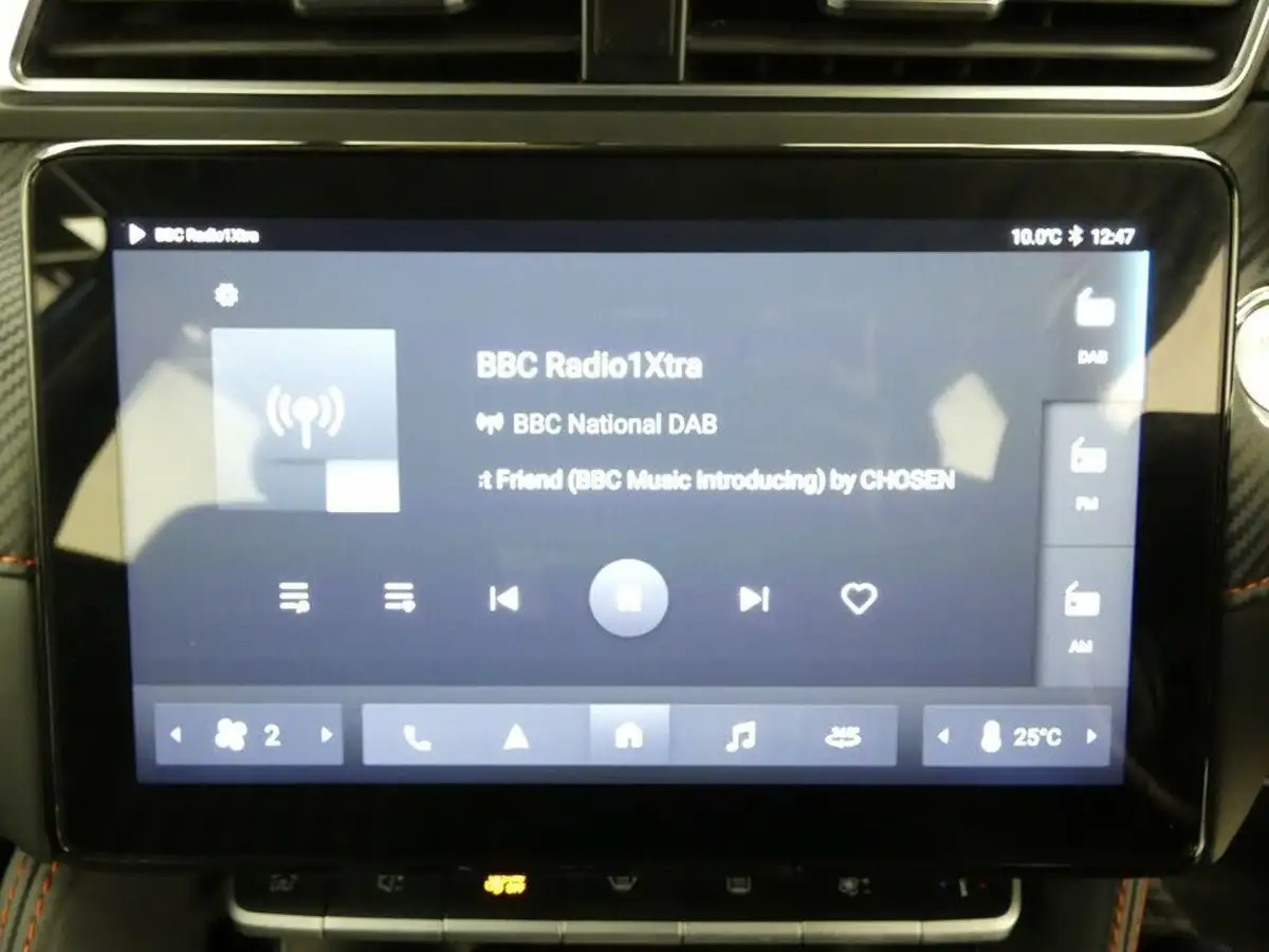 2024-mg-zs-suv-e-se-ev-176ps-big-11