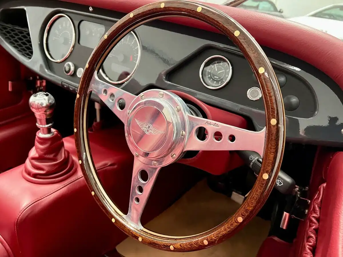 2020-morgan-roadster-37-big-18