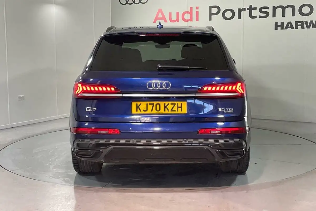 2020-audi-q7-30-50-tdi-black-edition-big-8