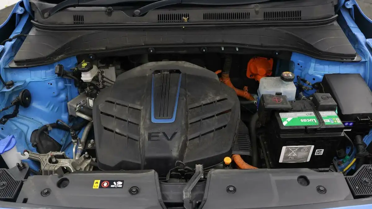2022-hyundai-kona-e-premium-204ps-64kwh-7kw-obc-big-18