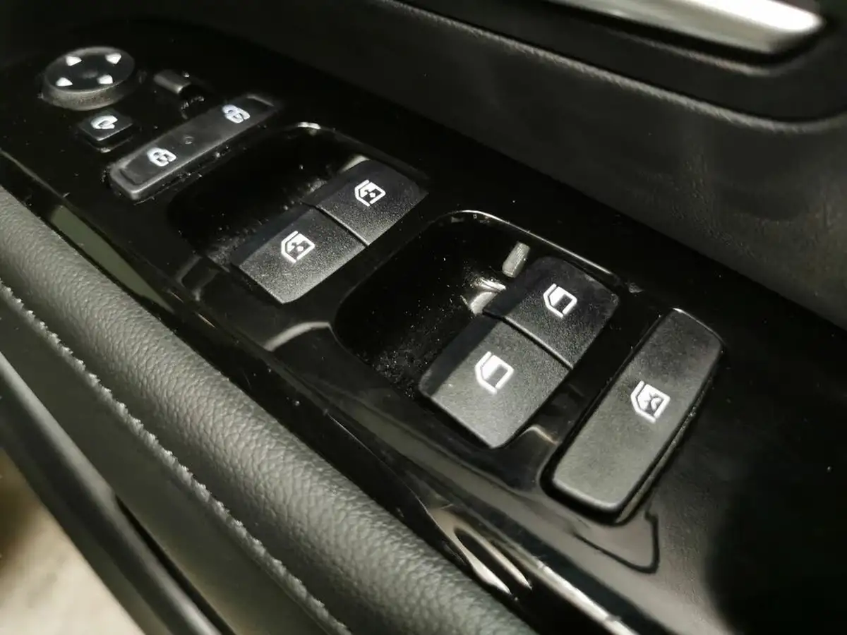 2022-hyundai-tucson-16-t-gdi-se-connect-150ps-big-14