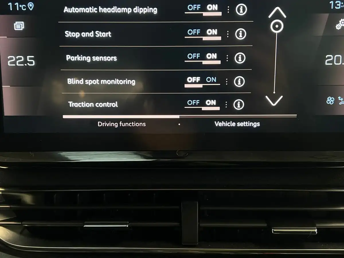 2021-peugeot-5008-suv-12-puretech-gt-eat8-big-16
