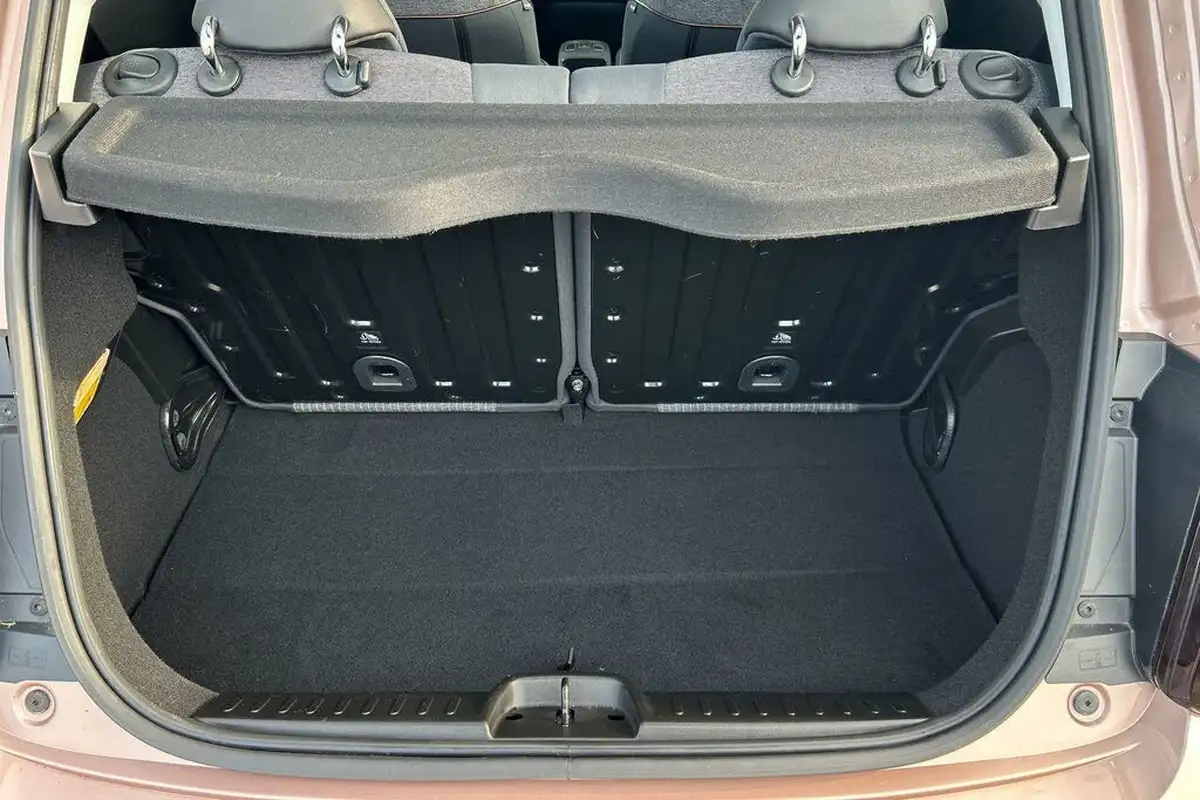 2021-fiat-500-e-icon-big-19