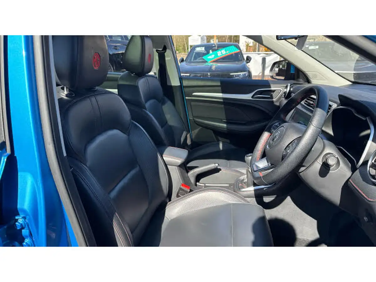 2022-mg-zs-suv-10t-gdi-exclusive-big-18