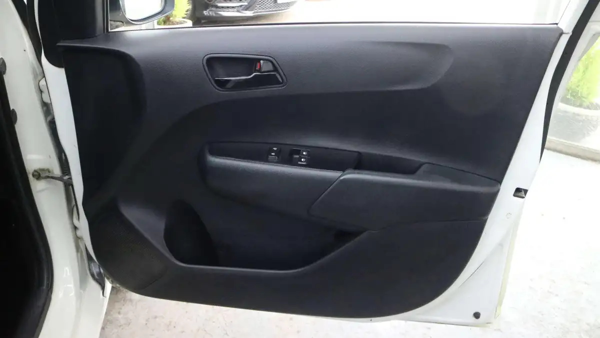 2019-kia-picanto-10-1-isg-adap-big-22