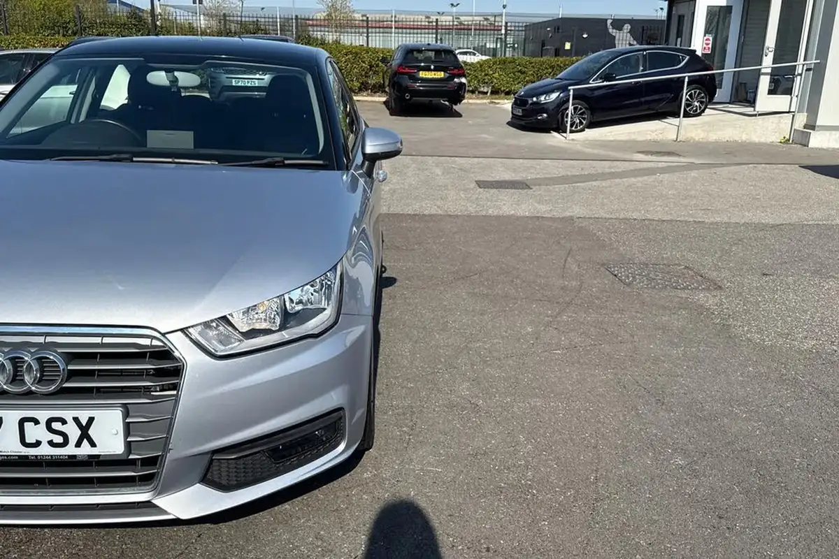 2017-audi-a1-14-tfsi-sportback-5d-big-24