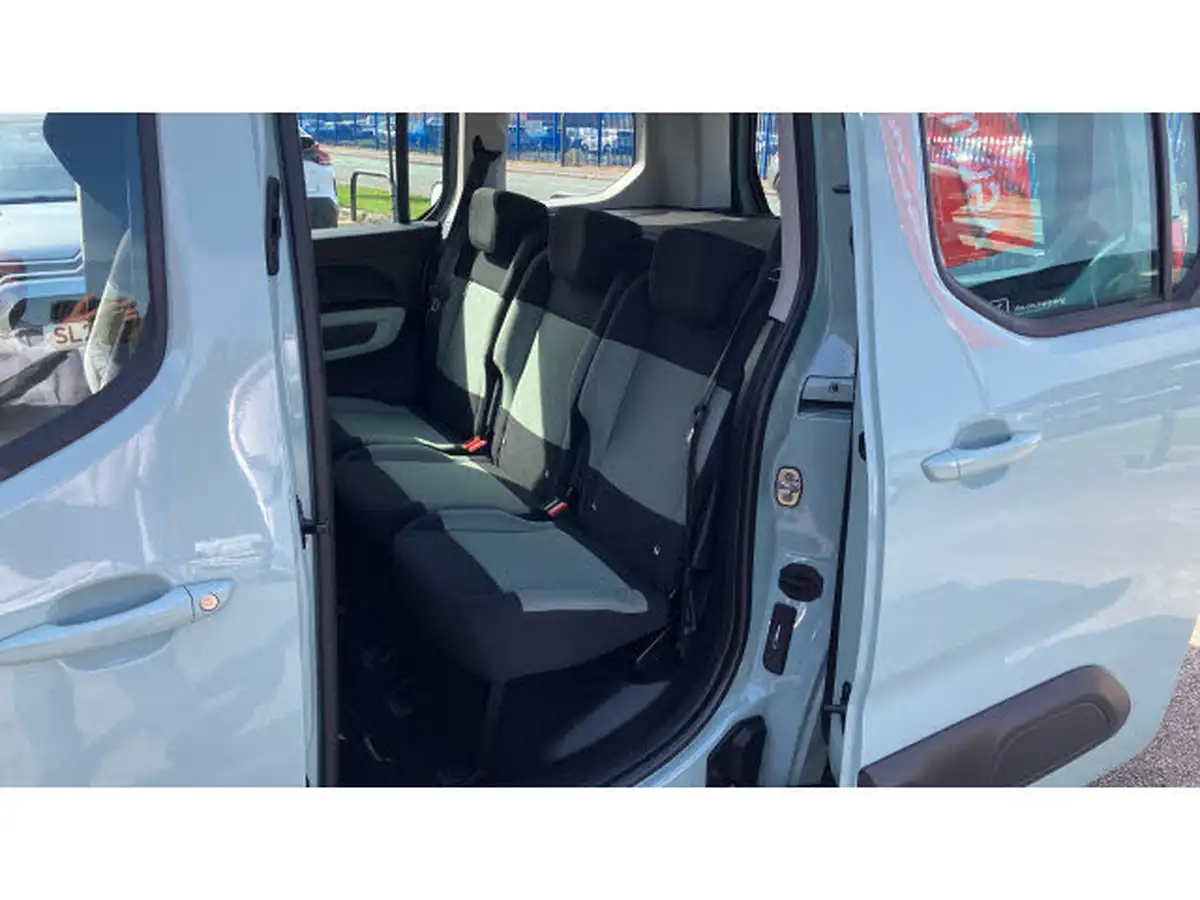 2019-citroen-berlingo-15bluehdi-flair-m-size-130ps-eat8-big-19