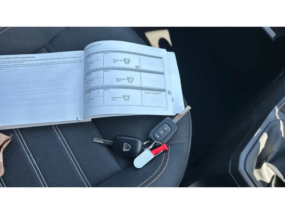 2021-dacia-sandero-stepway-10-tce-essential-90bhp-big-18