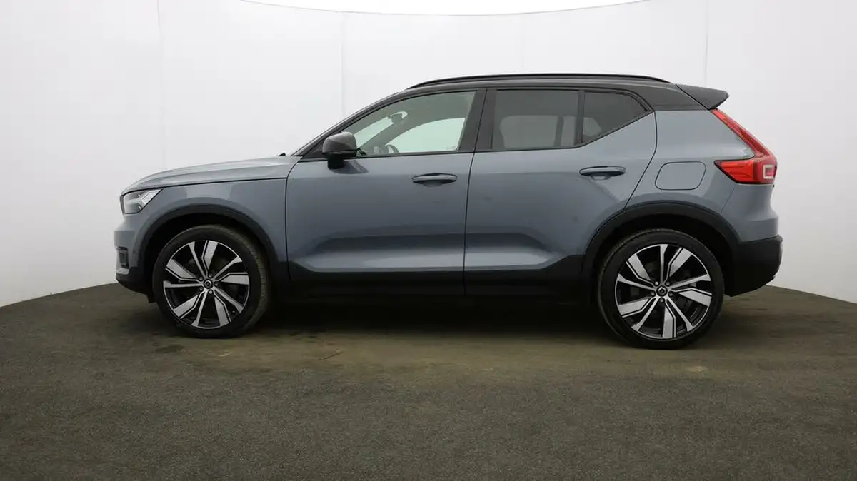 2021-volvo-c40-e-twin-recharge-pro-big-20