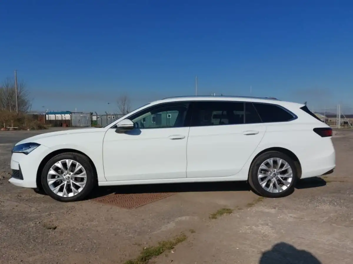2024-skoda-superb-20tdi-se-l-150ps-scr-estate-dsg-big-3