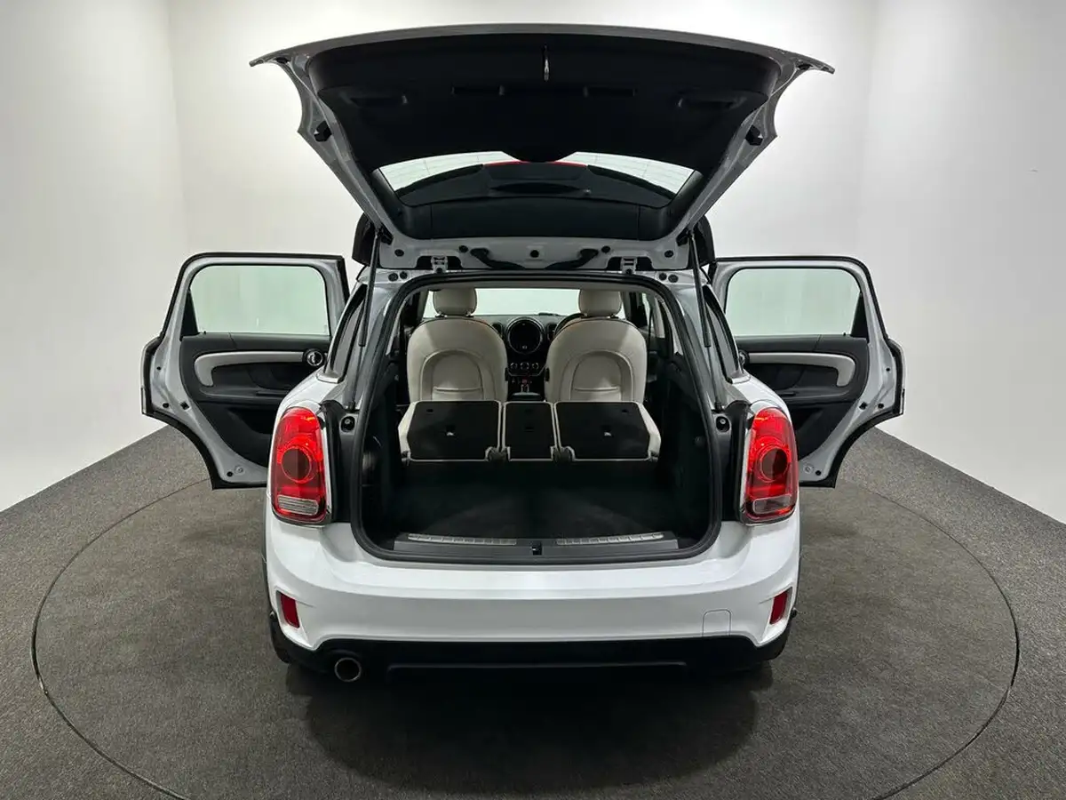 2019-mini-countryman-20td-cooper-d-exclusive-auto-big-39