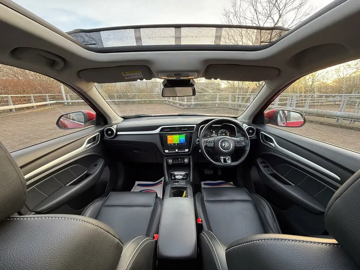 2020-mg-zs-suv-e-exclusive-ev-big-14