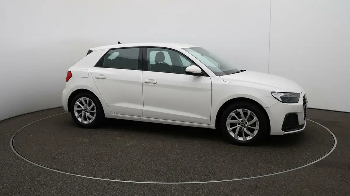 2022-audi-a1-10-25-tfsi-sport-big-38